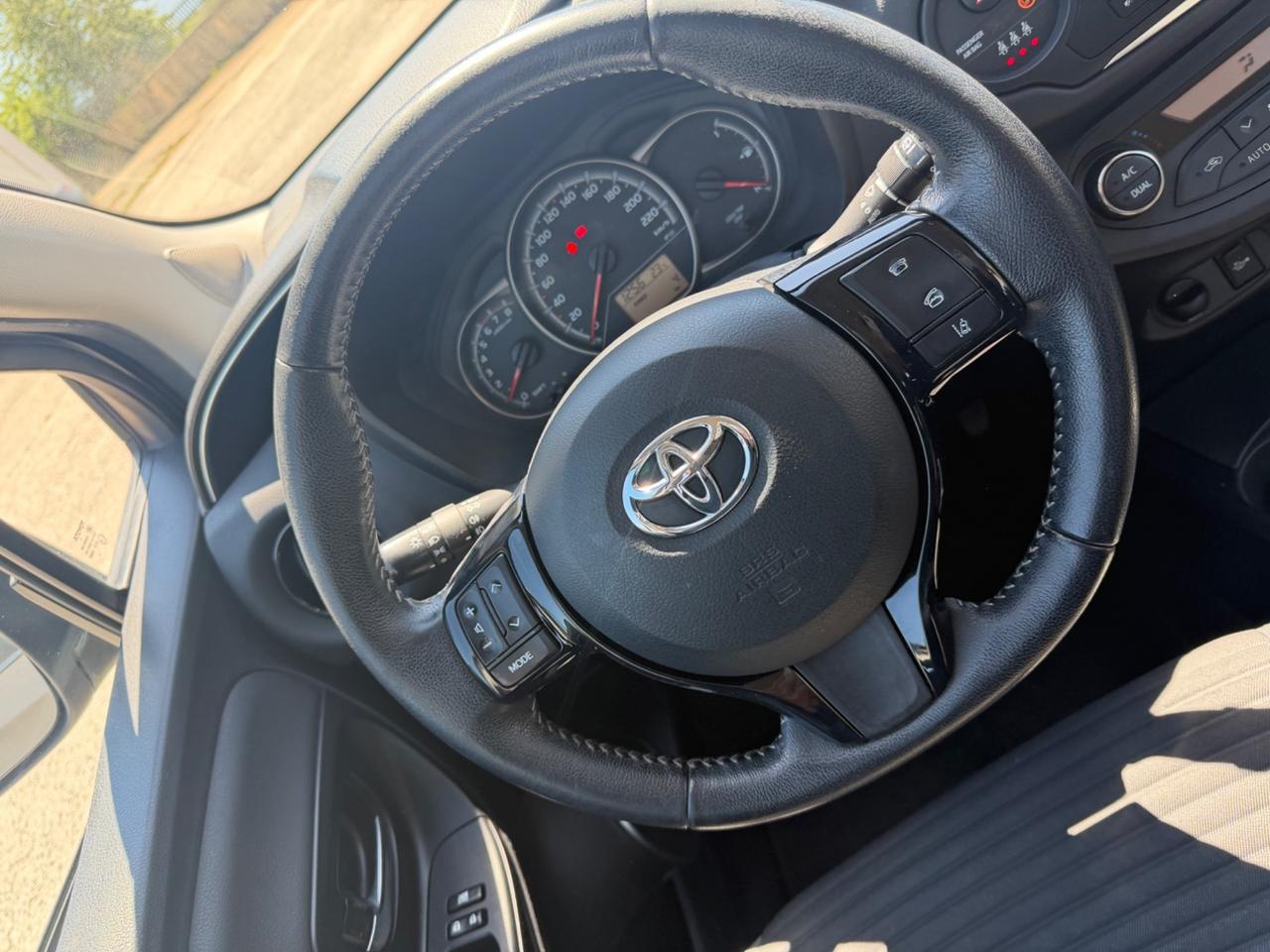 Toyota Yaris 1.0 5 porte Active