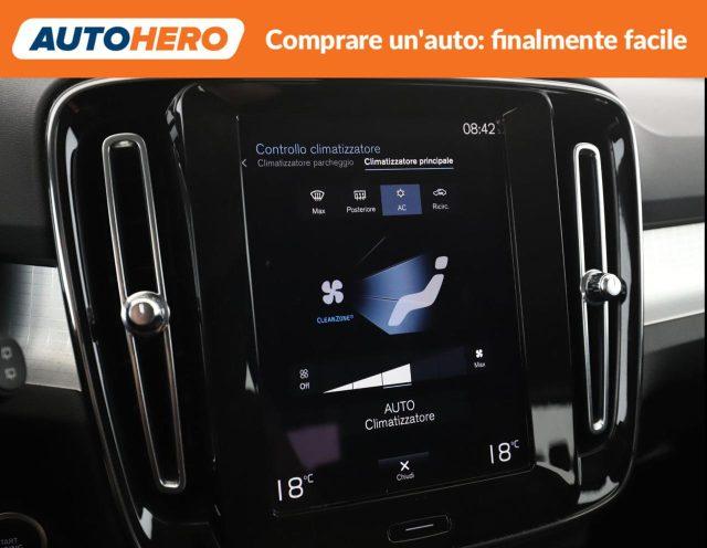 VOLVO XC40 T3 Momentum Pro