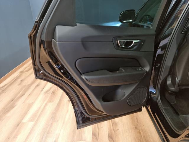 VOLVO XC60 B5 (d) AWD Geartronic Momentum Pro
