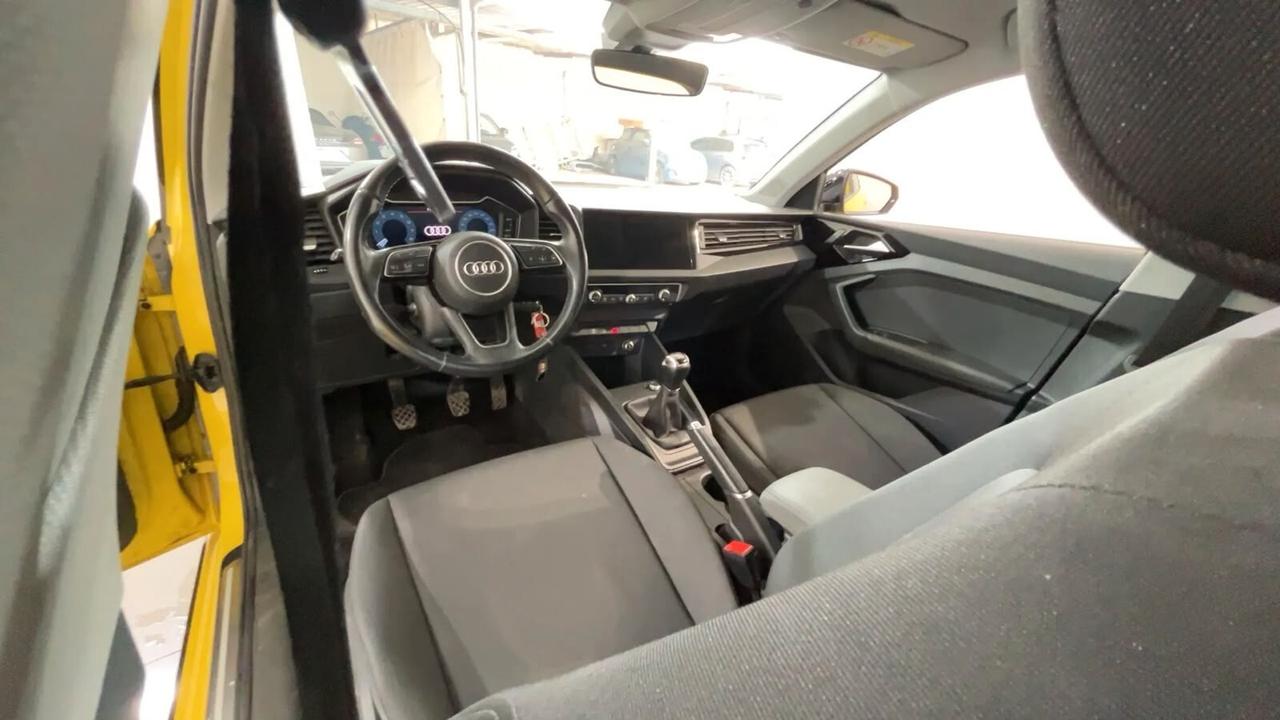 Audi A1 citycarver 30 TFSI Admired