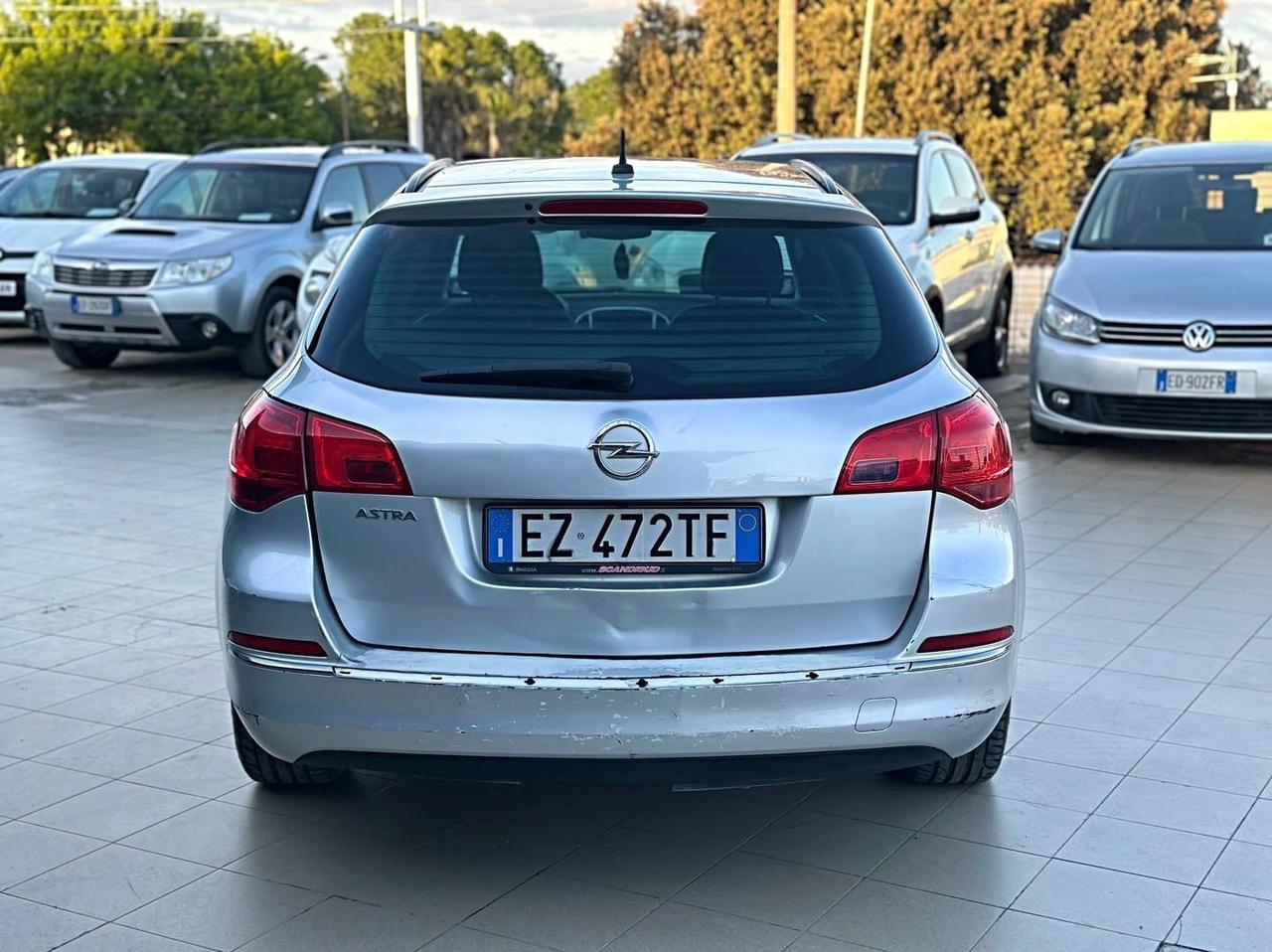 Opel Astra 1.4 Turbo 140CV Sports Tourer GPL Tech Elective