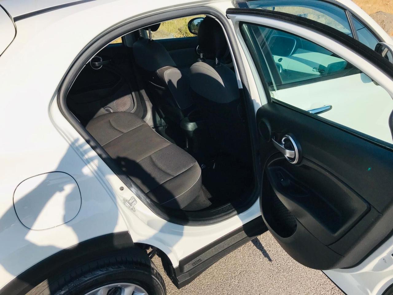Fiat 500X 1.6mljt LOUNGE FULLOPTIONAL 2015