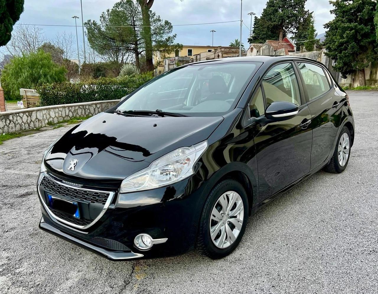 Peugeot 208 5 porte Gpl