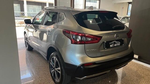 Nissan Qashqai 1.7 dCi 150 CV 4WD N-Connecta N1 Autocarro