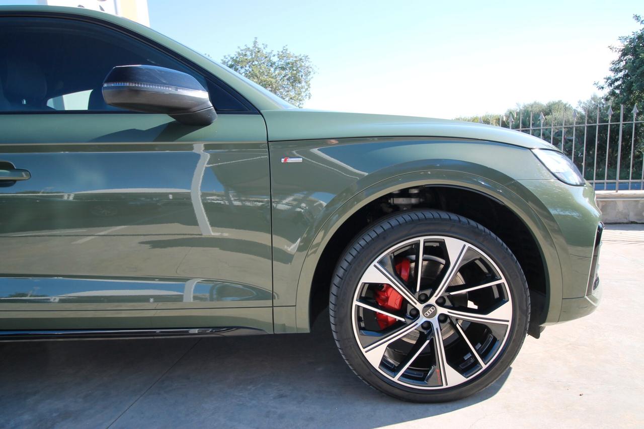 Audi Q5 SPB 40 TDI 204 Identity Black |10.2023