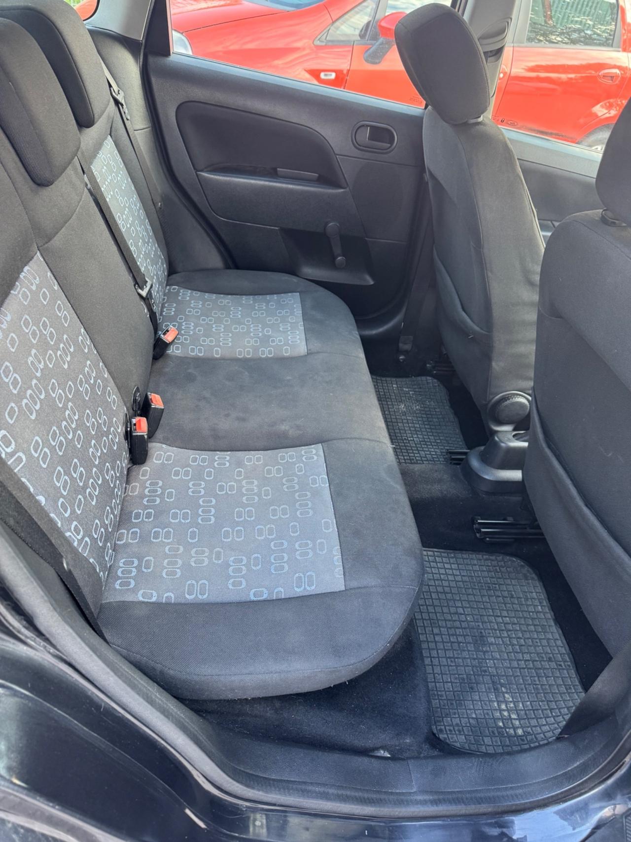 Ford Fiesta 1.2 16V 5p. Ghia