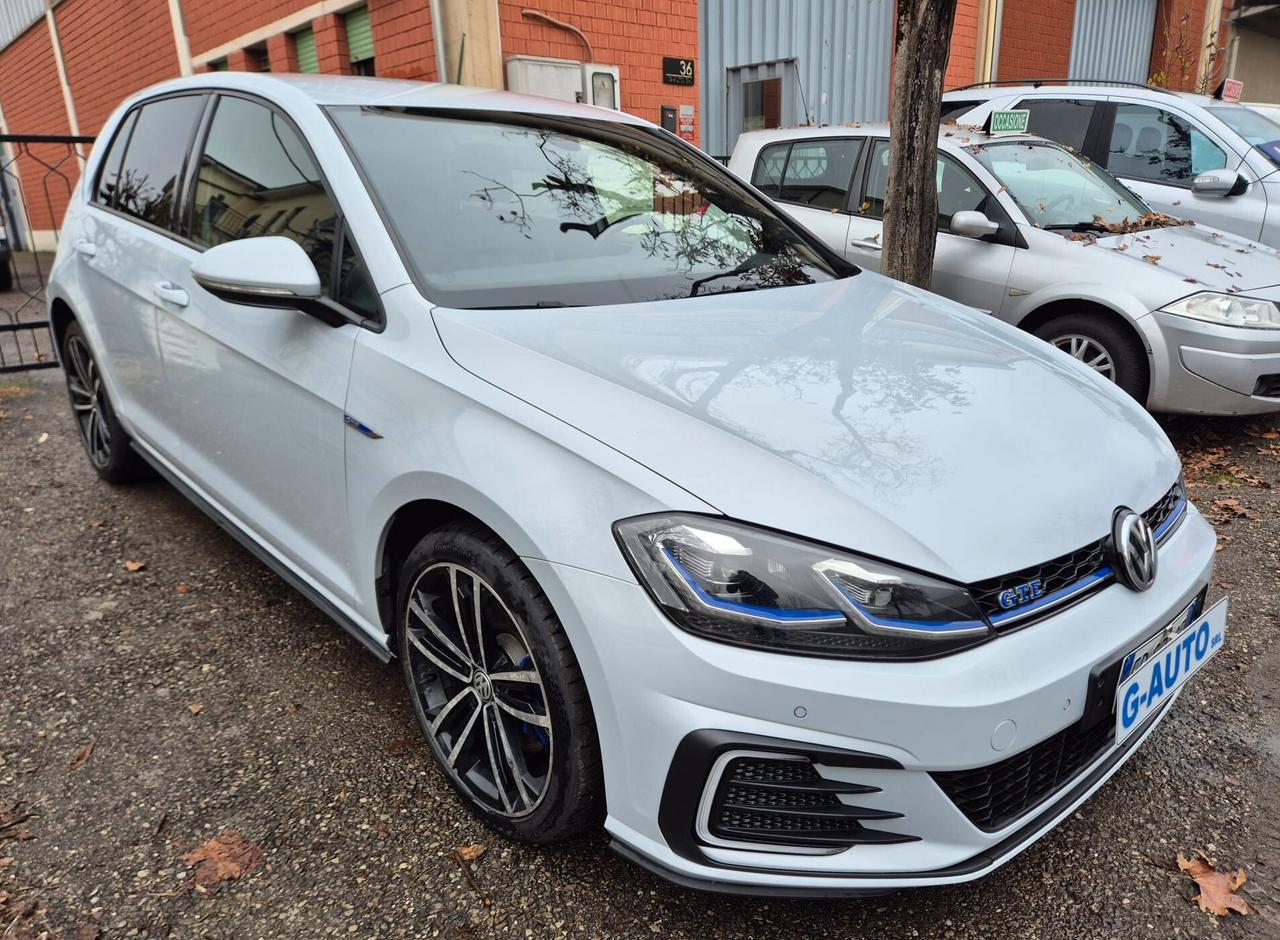 Volkswagen Golf GTE 204cv Full optional DSG