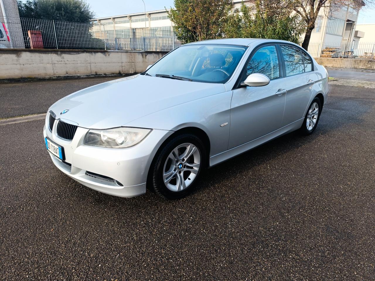 Bmw 320 TDI AUTOMATICO SOLAMENTE 159.000 KM