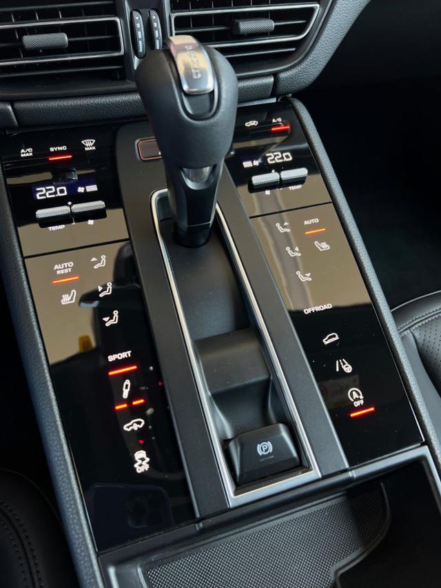 PORSCHE Macan III 2.0 PANORAMA LED PDLS 21" SCARICHI