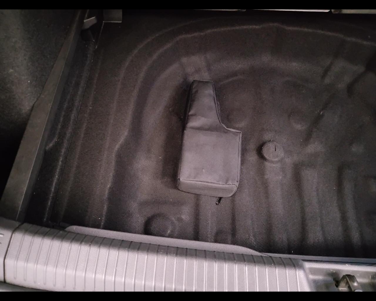 VOLKSWAGEN Golf VIII 2020 - Golf 1.5 tsi evo R-Line 130cv