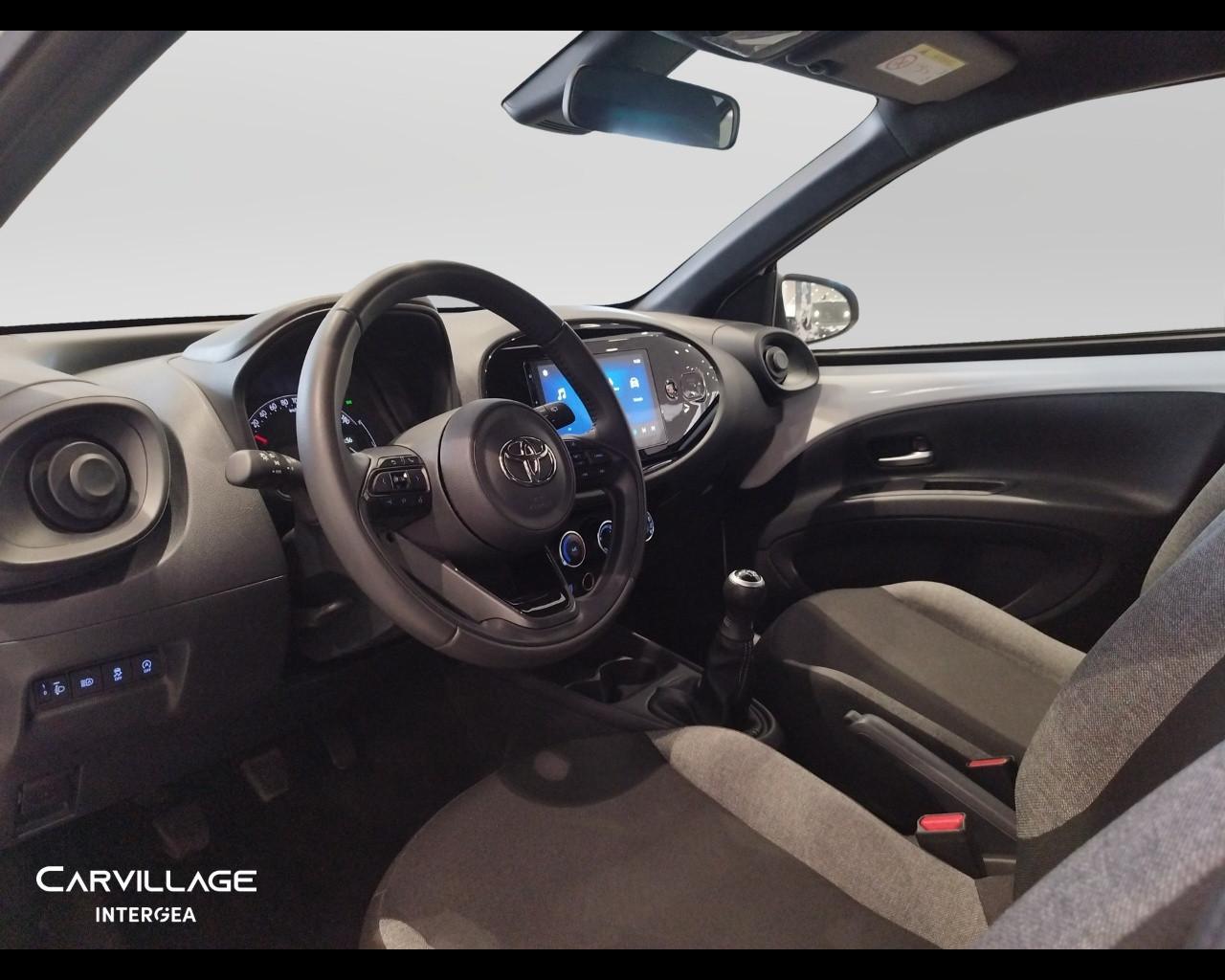 TOYOTA Aygo X 1.0 Active 72cv