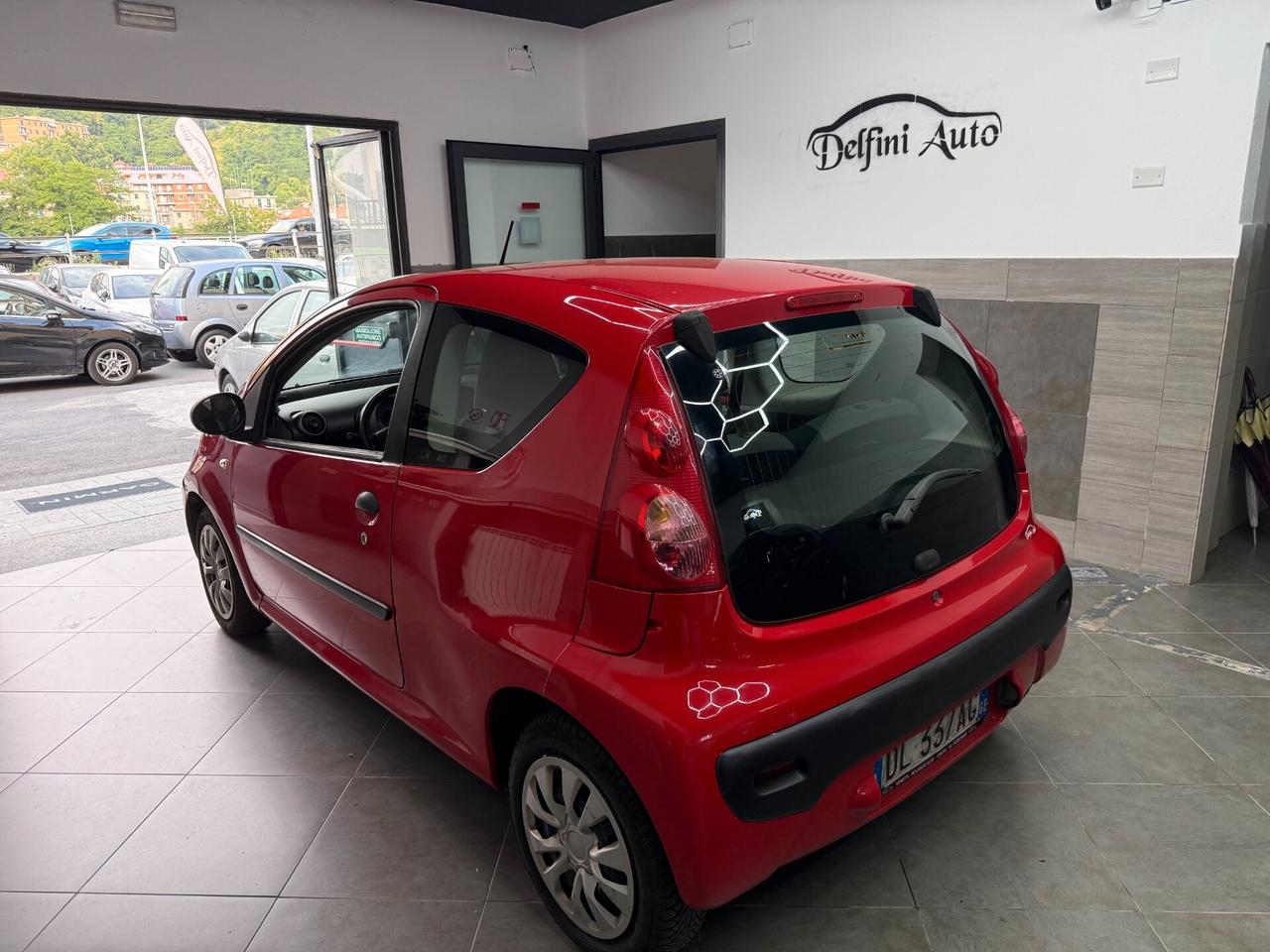 Peugeot 107 1.0 68CV 3p. Desir