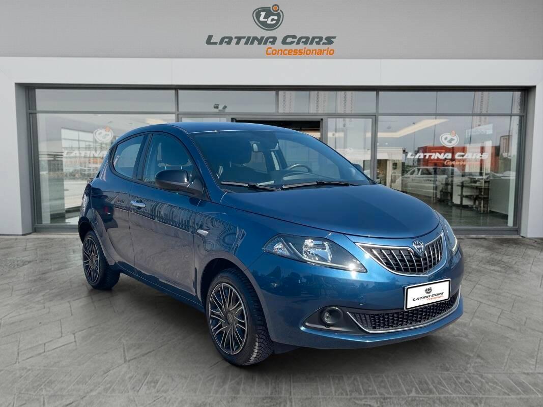 Lancia Ypsilon III 1.0 firefly hybrid Gold s&s 70cv CON CARPLAY