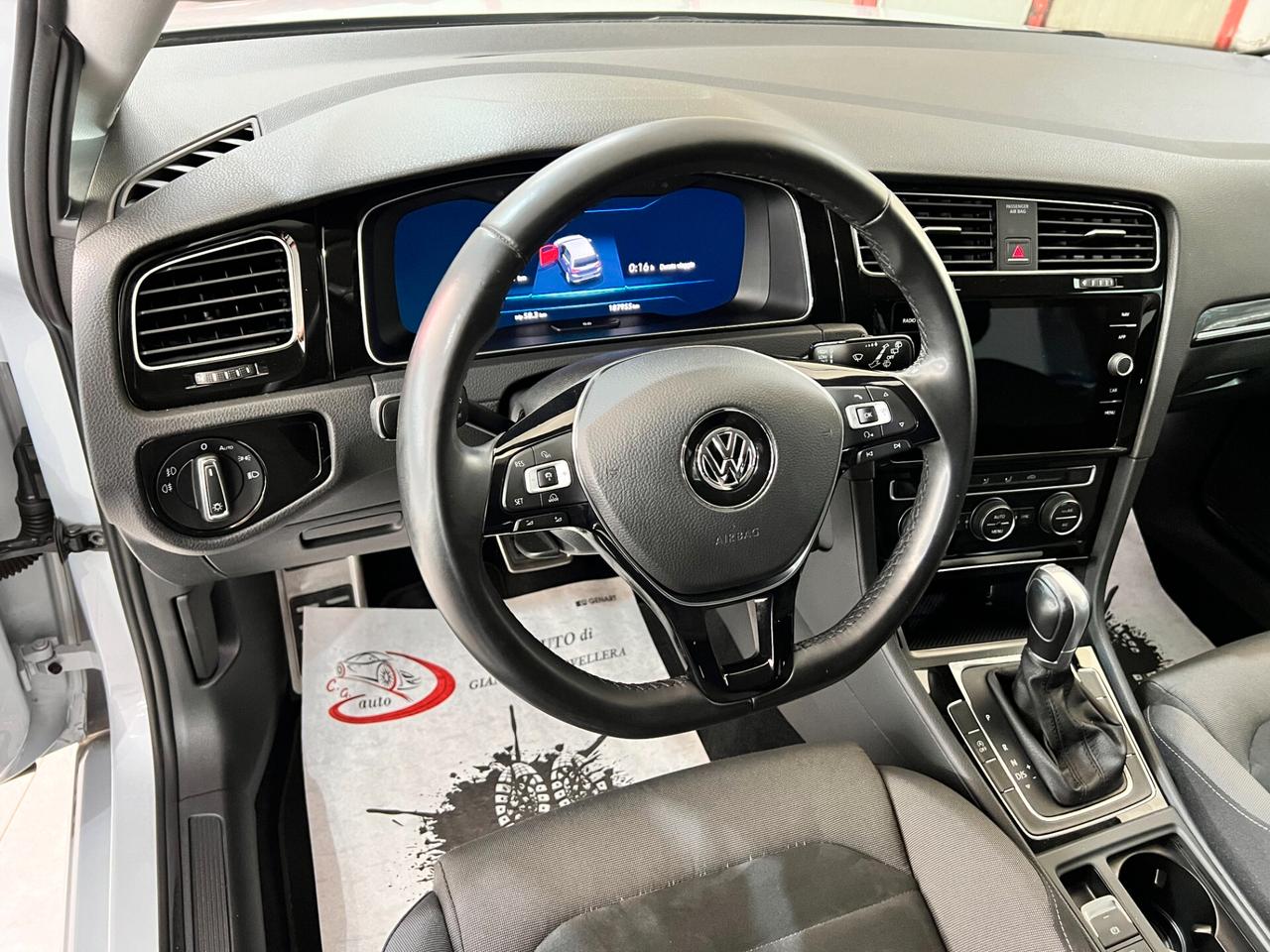 Volkswagen Golf 1.6 Tdi R-Line Dsg 115 cv 2017