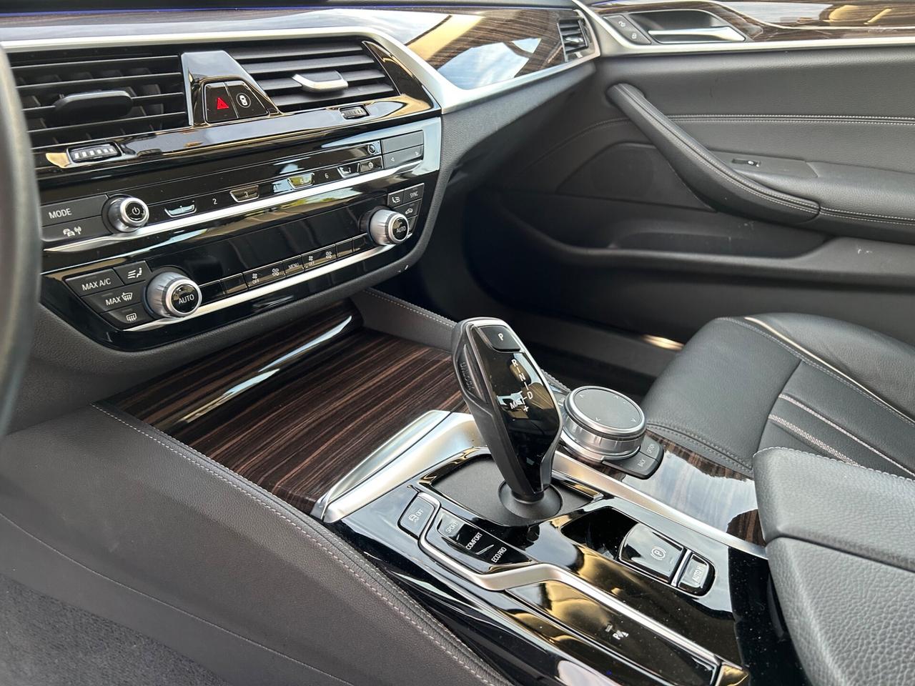 Bmw 530d 48V Luxury NO SUPERBOLLO