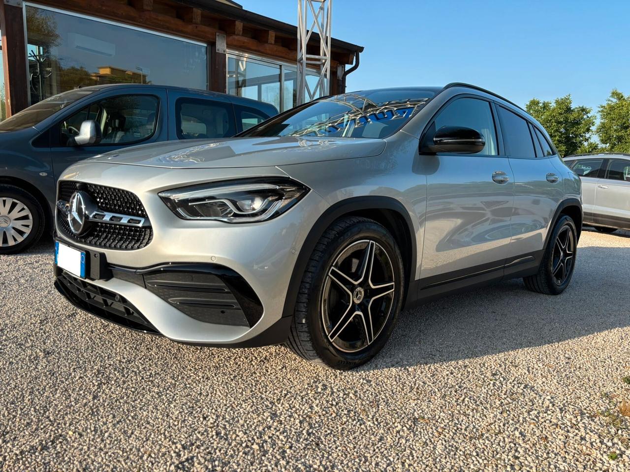MERCEDES GLA 200D AUTOMATIC - 2020