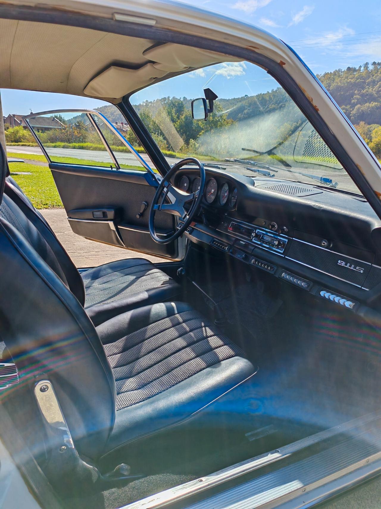 Porsche 911 2.2 S (PERMUTE)