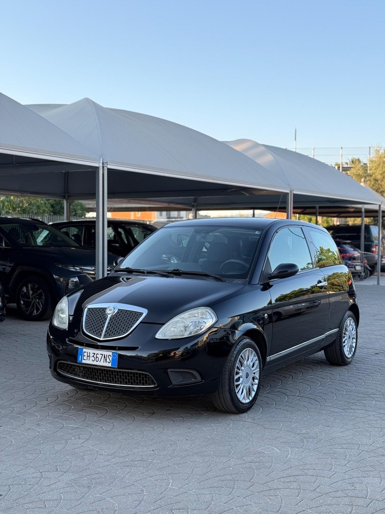 Lancia Ypsilon 1.2 Argento GPL Per neopatentati