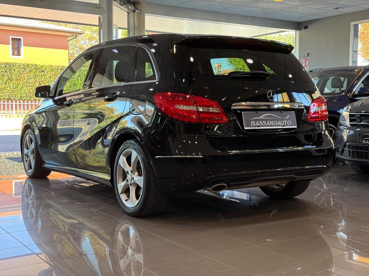 Mercedes-benz B 180 be Premium 72.000 KM! UNICO PROPRIETARIO!