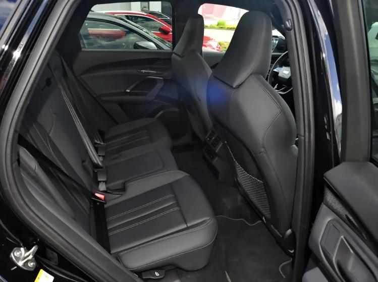 Audi Q5 40 tdi quattro S-tronic, S-line, 21", Look nero