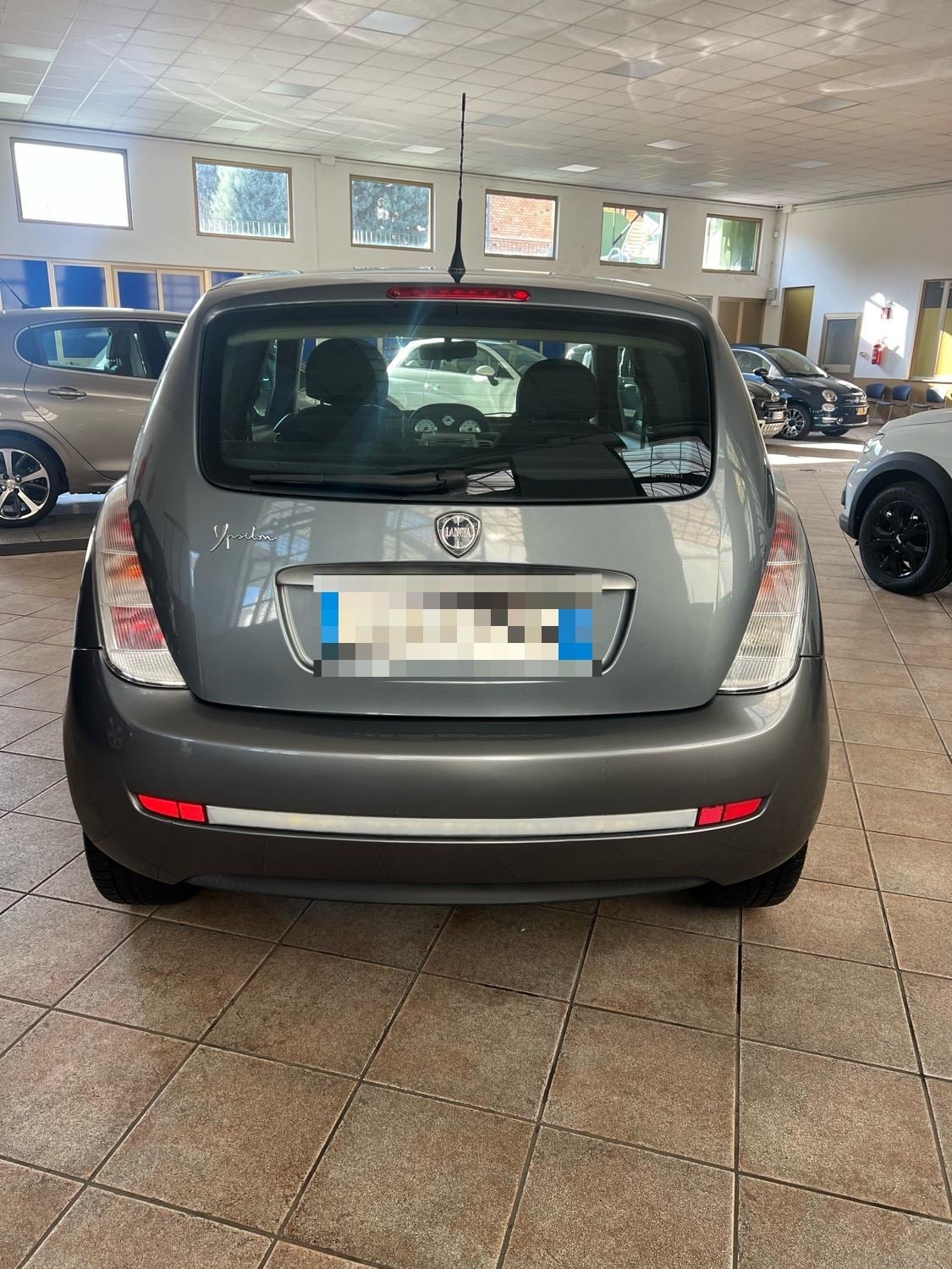 Lancia Ypsilon 1.2 Versus