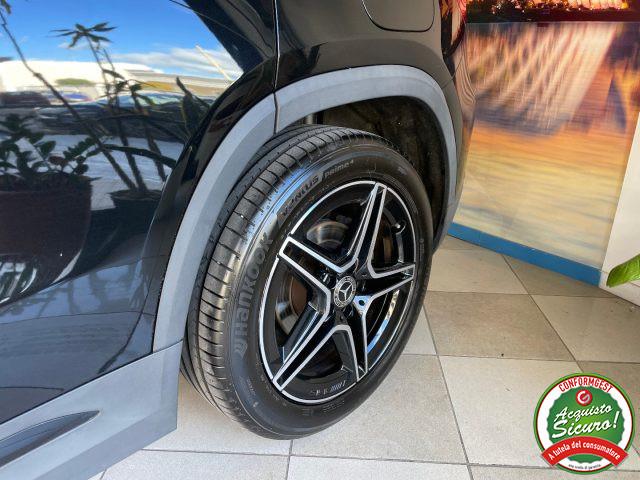 MERCEDES-BENZ GLA 200 d Auto Premium AMG *TETTO*NIGHT