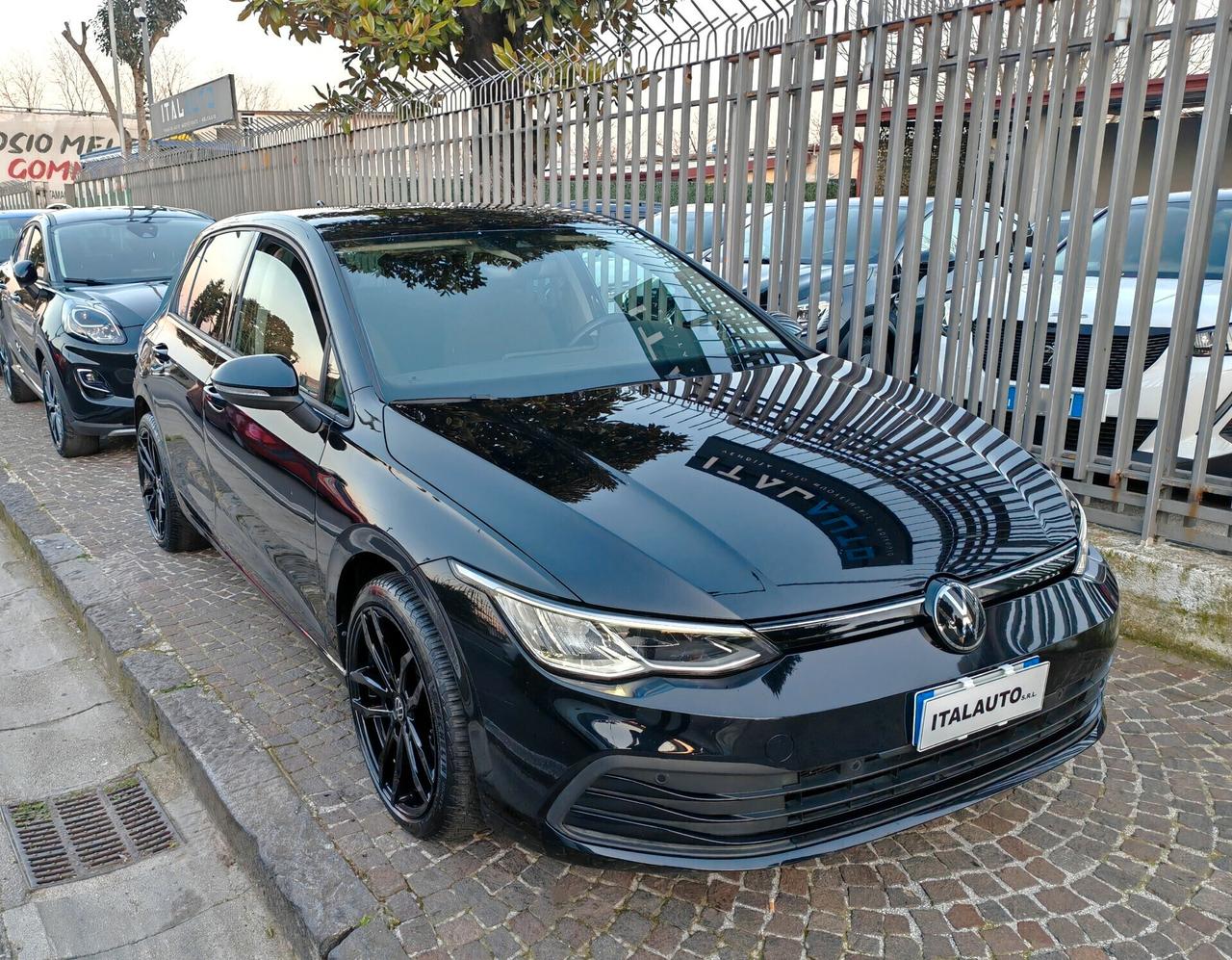 Volkswagen Golf 1.0 eTSI 110 CV EVO DSG Life