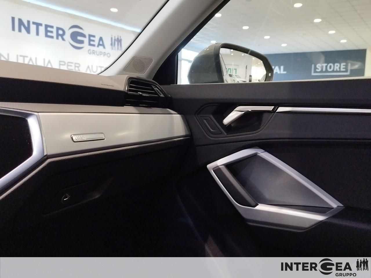 AUDI Q3 Sportback 35 2.0 tdi Business Plus s-tronic