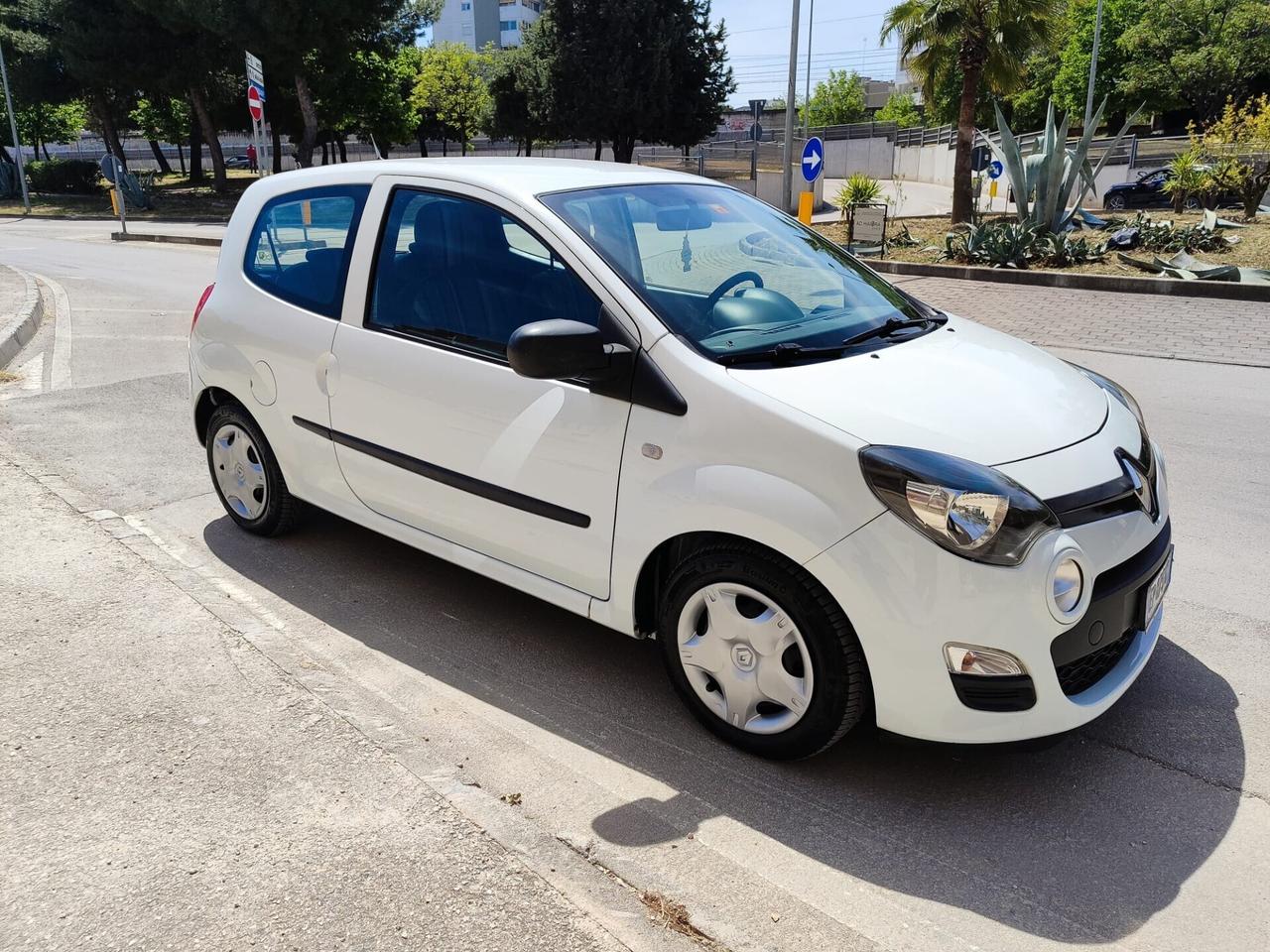 Renault Twingo 1.2 BENZINA 2013!!!