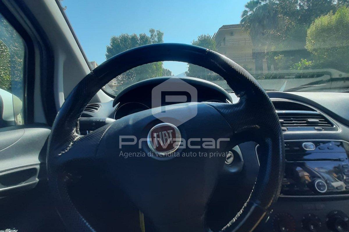FIAT Punto 1.4 S&S 8V 5 porte Street