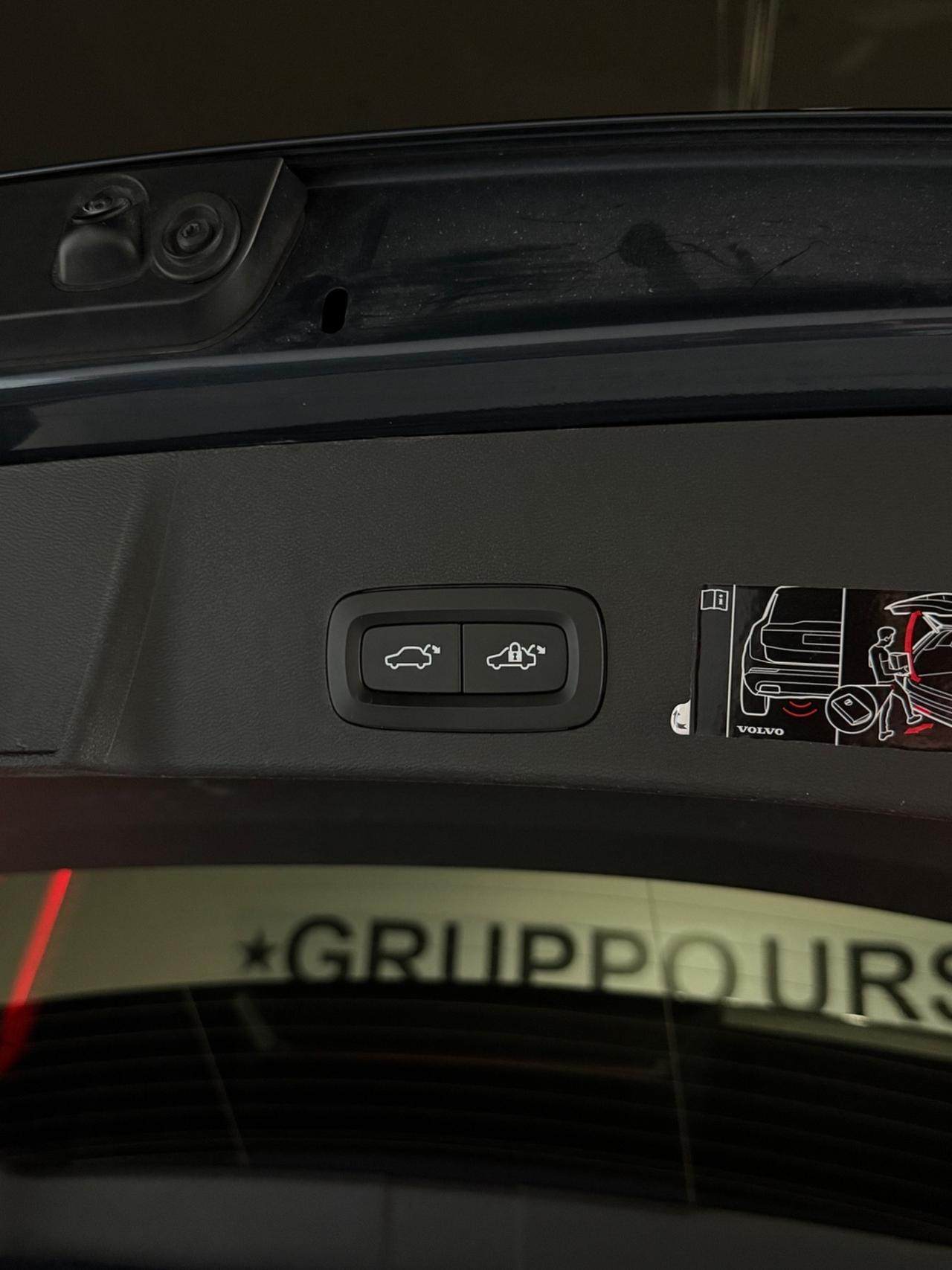 Volvo XC40 T5 Recharge Plug-in Hybrid Inscription Expression