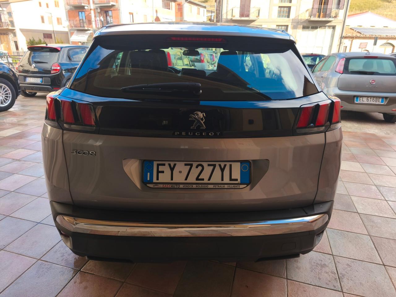 Peugeot 3008 HDi 130 CV EAT8 Business