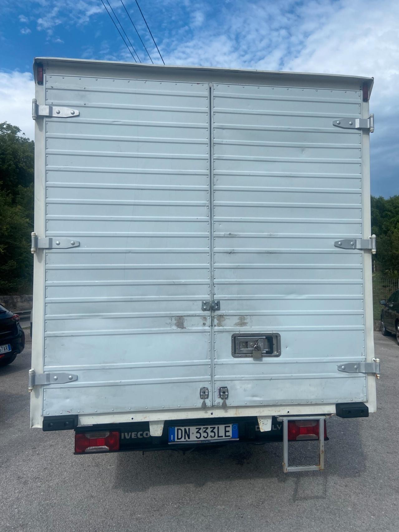 Iveco Daily 35C14 2.3 Hpt PL-RG Cab. S.A.