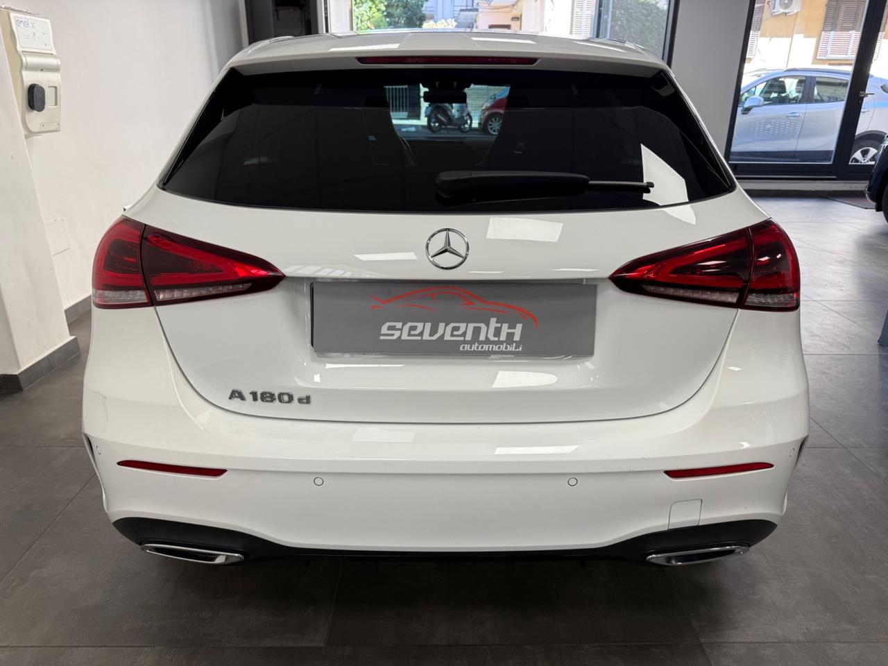 Mercedes-benz A 180 d Premium AMG LINE
