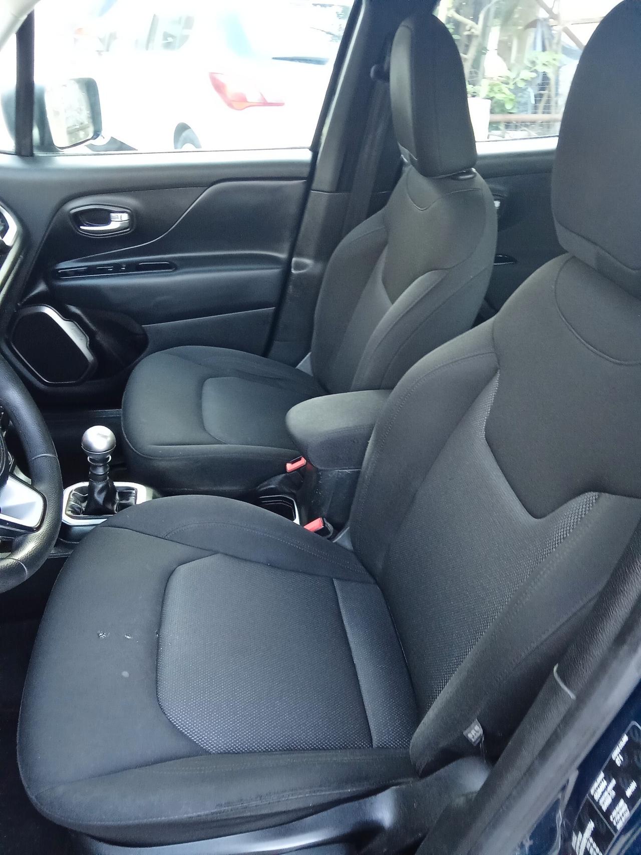 Jeep Renegade 2.0 Mjt 140CV 4WD 019