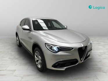 ALFA ROMEO Stelvio 2017 - Stelvio 2.2 t Executive Q4 210cv auto my19