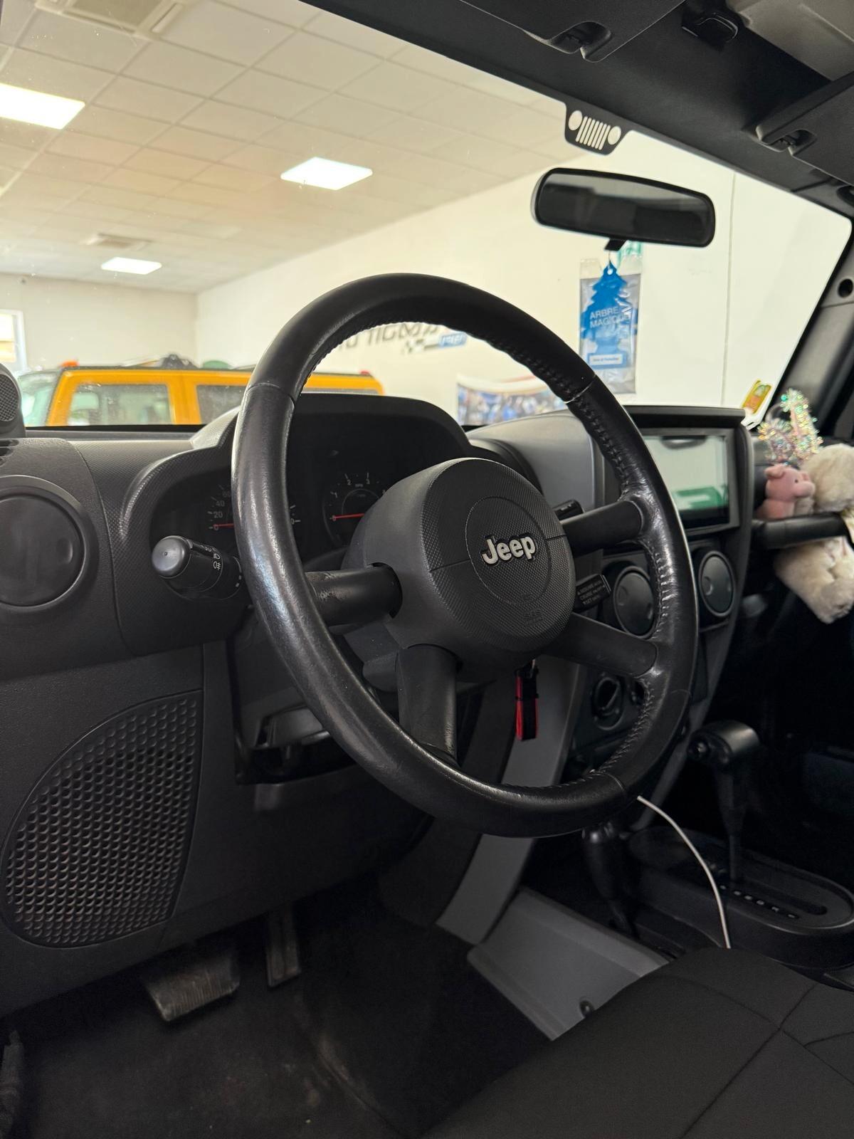 Jeep Wrangler Unlimited 2.8 CRD Sport Auto
