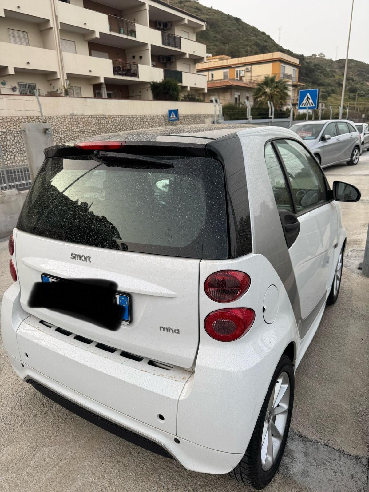 Smart ForTwo 1000 62 kW 31.000 KM