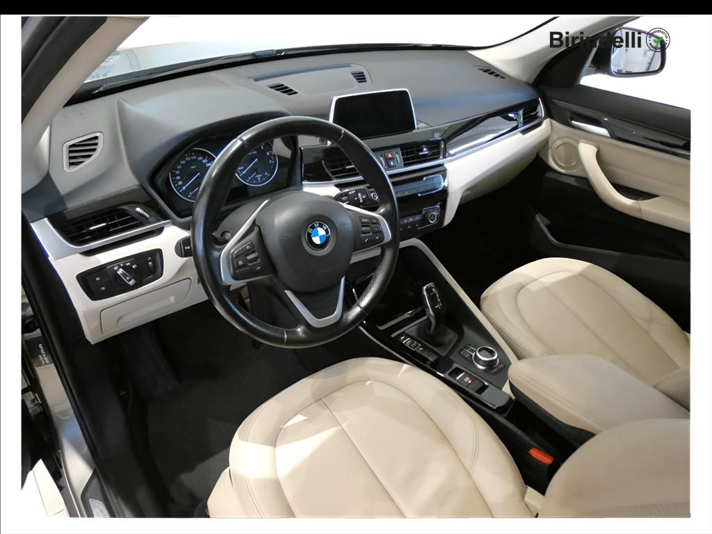 BMW X1 (F48) - X1 sDrive20i xLine