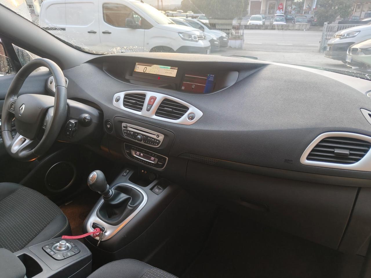 Renault Scenic Scénic X-Mod 1.9 dCi 130CV Luxe