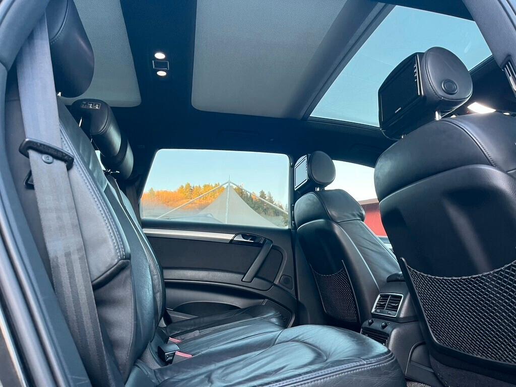 Audi Q7 3.0 V6 TDI 233CV quattro tiptronic S-LINE