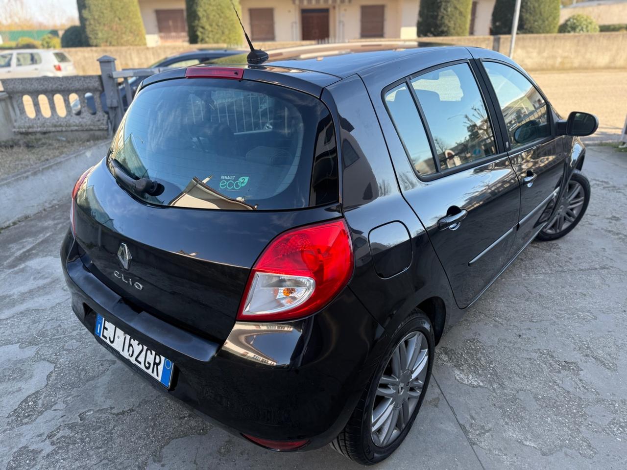 RENAULT CLIO 1.2 BENZINA FULL OPT 2011 UNICO PROP