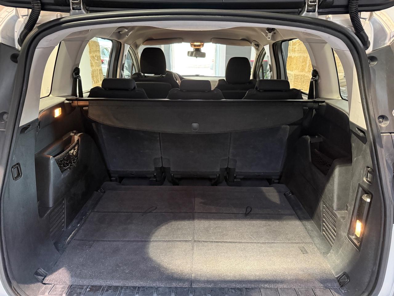 Peugeot 5008 2.0 HDi 150CV Tecno