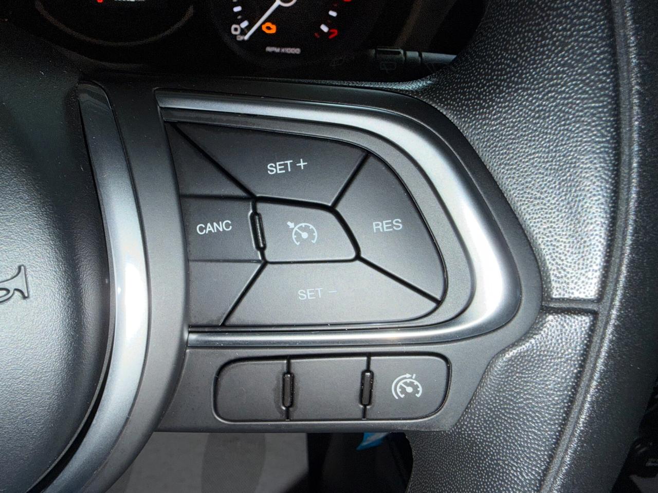 Fiat 500L New 1.3 M.JET 95 cv. CONNECT (Nav)