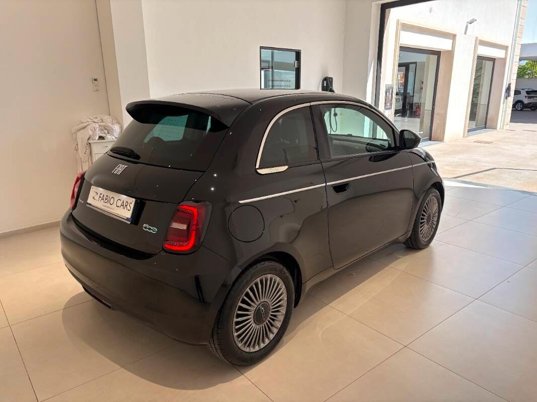 Fiat 500 42 kWh