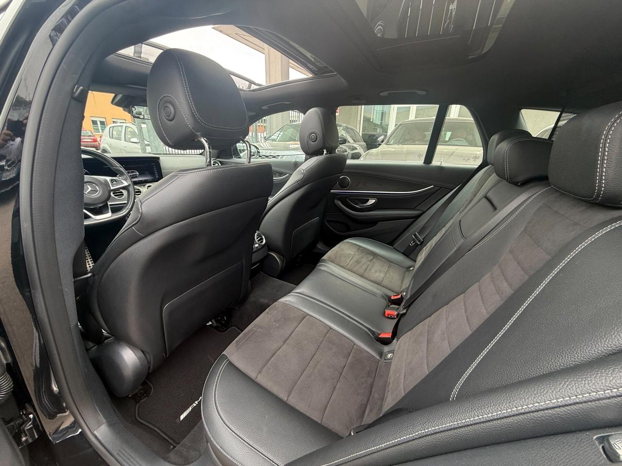 Mercedes-Benz E 220 d Premium Plus AMG/ TETTO PANORAMICO