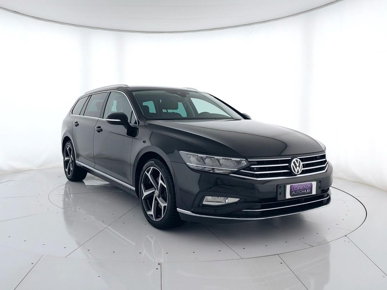 VOLKSWAGEN Passat Variant 2.0 tdi Executive 190cv dsg APP CONNECT+LED