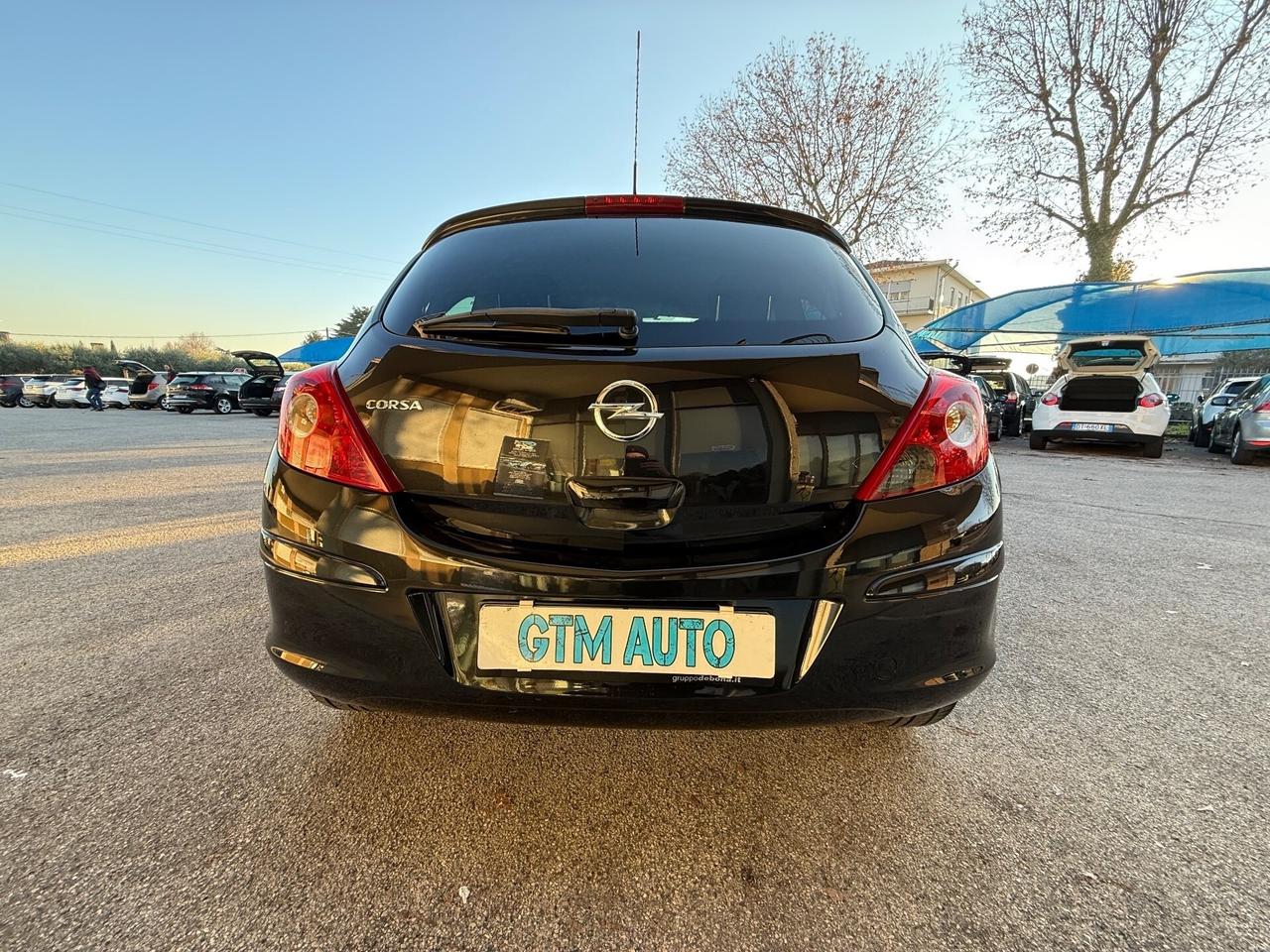 Opel Corsa 1.2 Benzina- Neopatentati