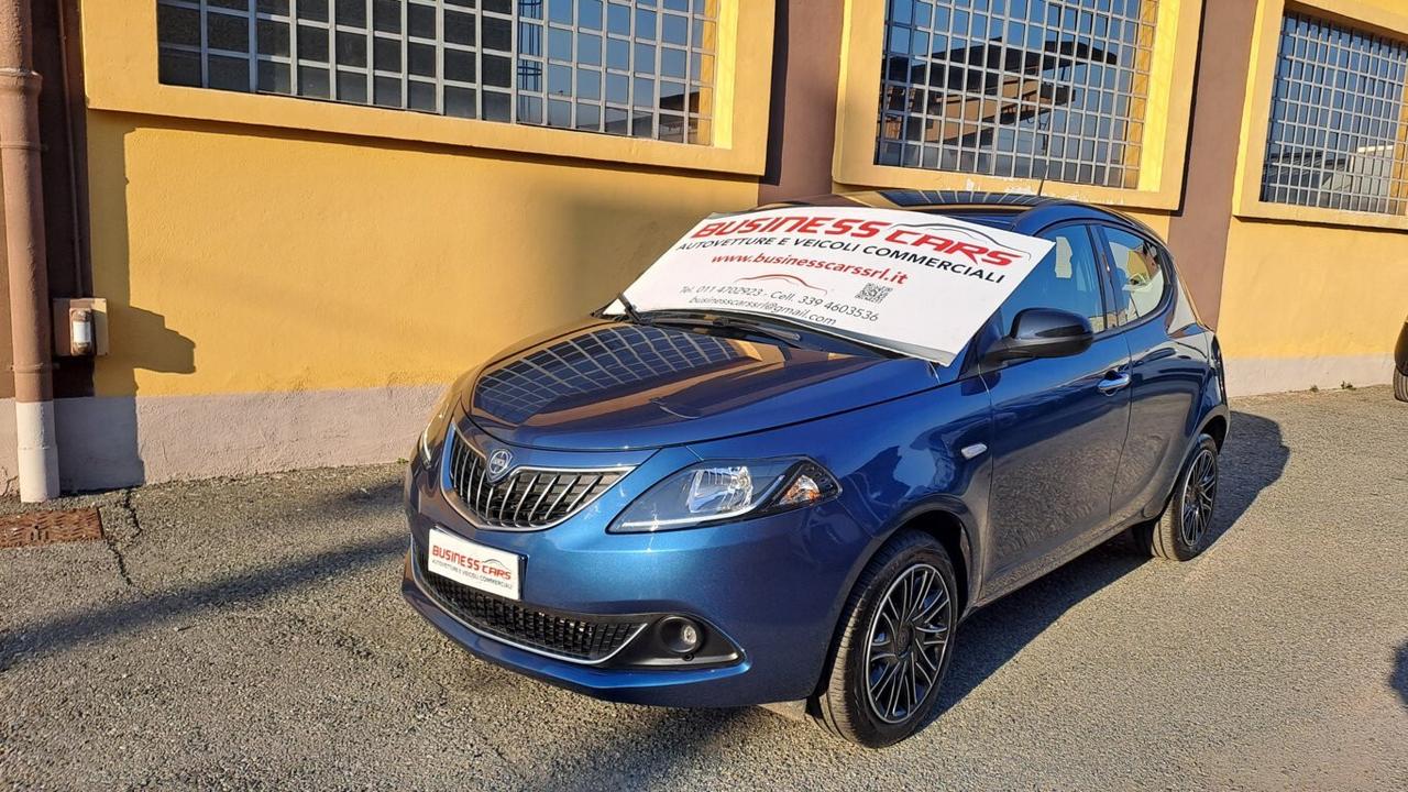 Lancia Ypsilon 1.0 FireFly 5 porte S&S Hybryd Gold KM. 32000 CERTIFICATI - AUTO PER NEOPATENTATI