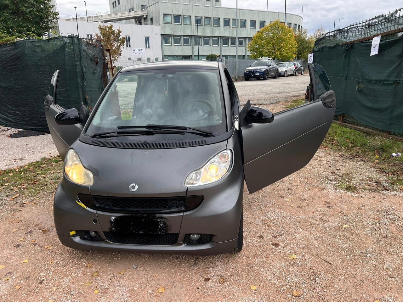 Smart ForTwo 700 coupé pure (45 kW)